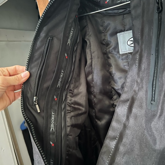 Joe Rocket Women’s Motorcycle Jacket - Picture 4 of 6